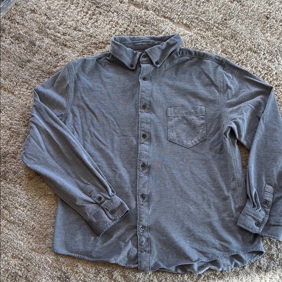 Kenneth Cole Other - 🍍Kenneth Cole causal button down 🍍Sz L🍍Pit to pit 21”🍍Length 25”🍍